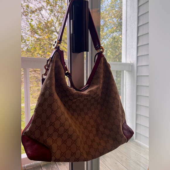 AUTHENTIC Gucci bag - Picture 3 of 15